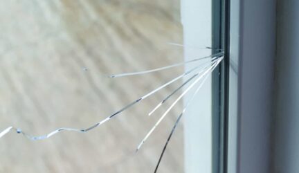 Можно ли разбить панорамное окно: как устроена безопасность стеклопакетов